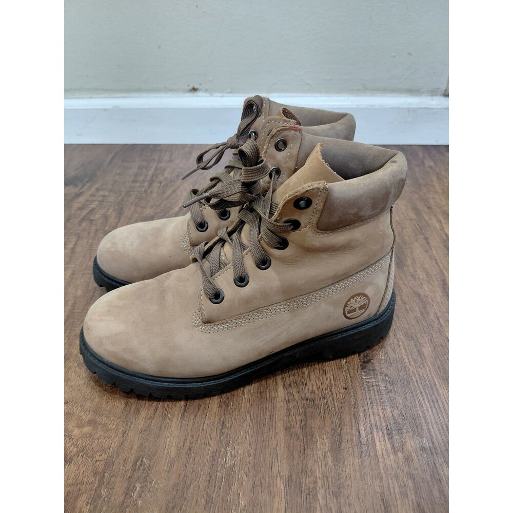 Timberland Boots Tan Leather Boys  Size 5.5 Waterproof